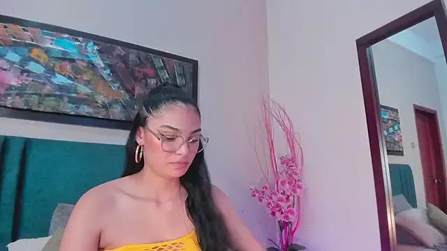 Girls and cam to cam: Watch as these sophisticated entertainers uncover their stunning costumes and curvaceous curves online!