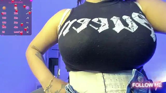 Girls and cam to cam: Watch as these sophisticated entertainers uncover their stunning costumes and curvaceous curves online!