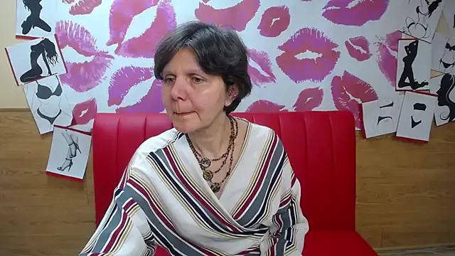 LunaDobra from StripChat is Freechat