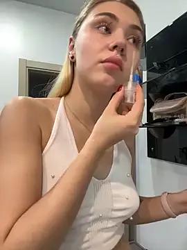 Girls and cam to cam: Watch as these sophisticated entertainers uncover their stunning costumes and curvaceous curves online!