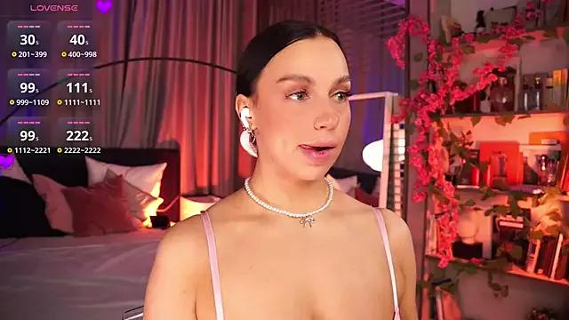 Girls and cam to cam: Watch as these sophisticated entertainers uncover their stunning costumes and curvaceous curves online!