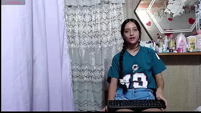 Girls and cam to cam: Watch as these sophisticated entertainers uncover their stunning costumes and curvaceous curves online!