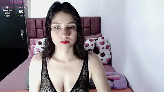 Girls and cam to cam: Watch as these sophisticated entertainers uncover their stunning costumes and curvaceous curves online!