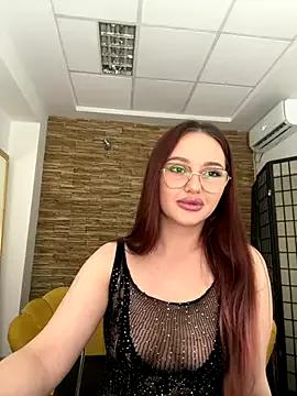 Lunna_Squirt from StripChat is Freechat