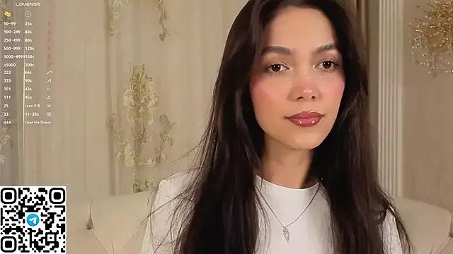 Lustrous_Moon from StripChat is Freechat