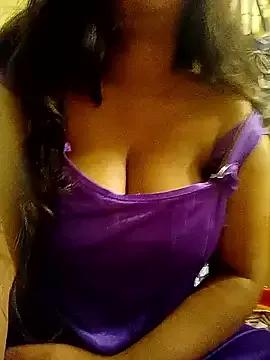 Lusty-radhika from StripChat is Freechat