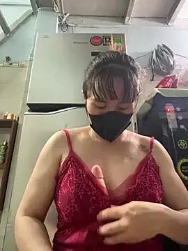 Lyly-246 from StripChat is Freechat