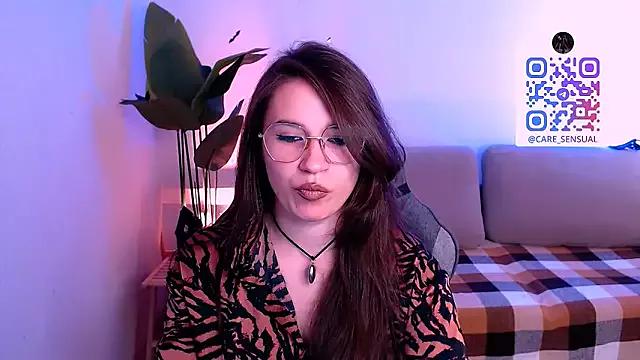Girls and cam to cam: Watch as these sophisticated entertainers uncover their stunning costumes and curvaceous curves online!