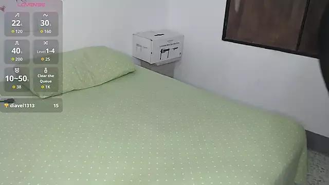 Macarena_05 from StripChat is Freechat