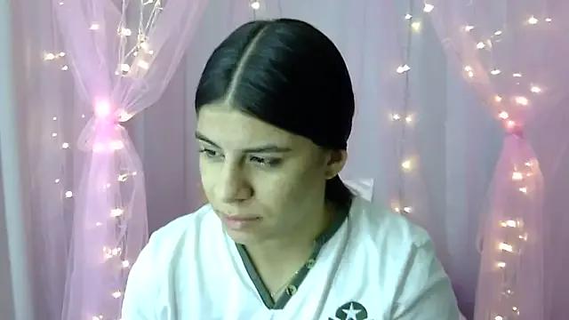 maddissonivanova from StripChat is Freechat