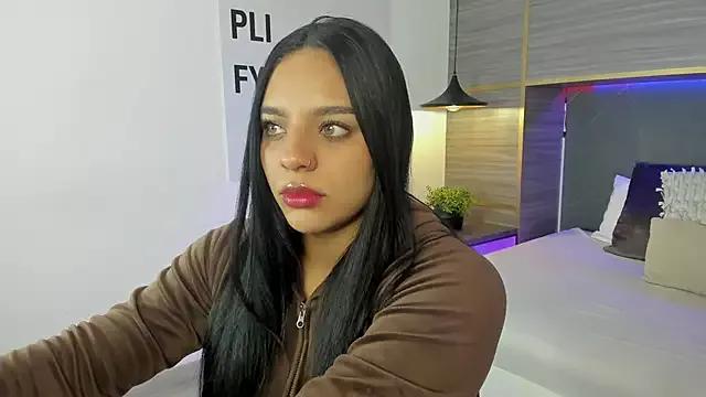 Maddy-Thompson from StripChat