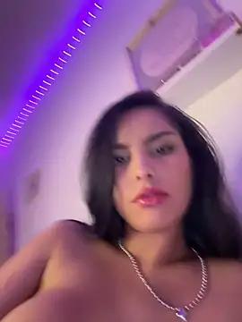 Photos of Maddy_Rouse_ from StripChat is Freechat