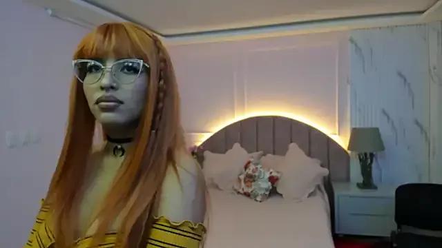 MadelaineJones from StripChat is Freechat