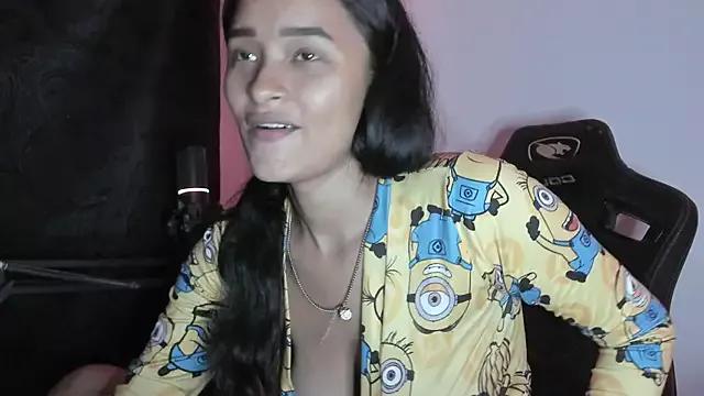 Madeline_jade from StripChat is Freechat