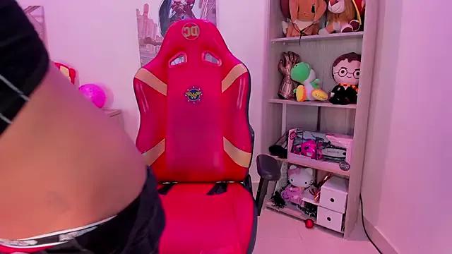 Girls and cam to cam: Watch as these sophisticated entertainers uncover their stunning costumes and curvaceous curves online!