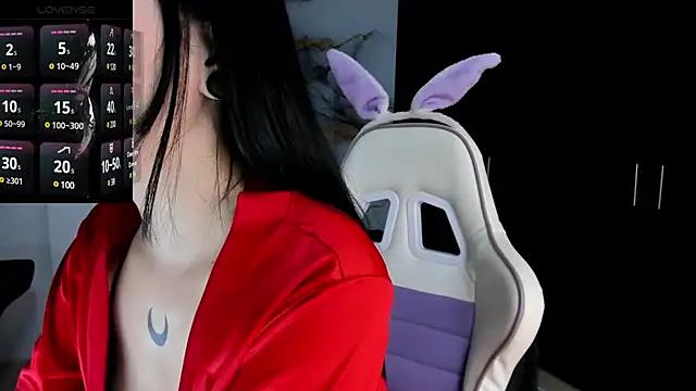Girls and cam to cam: Watch as these sophisticated entertainers uncover their stunning costumes and curvaceous curves online!