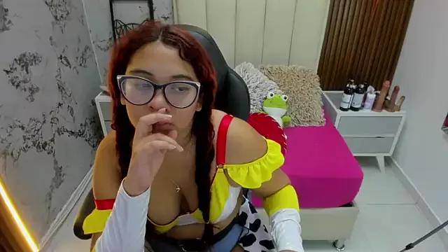 Girls and cam to cam: Watch as these sophisticated entertainers uncover their stunning costumes and curvaceous curves online!