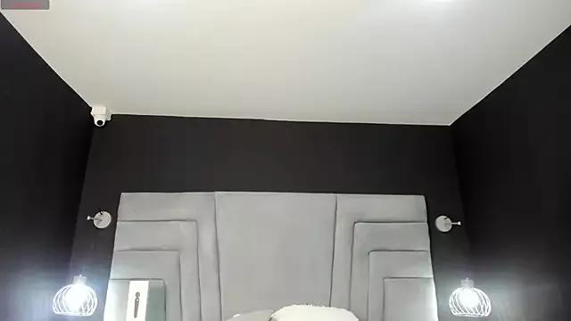 maee_angels from StripChat is Freechat