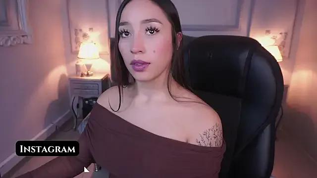 Girls and cam to cam: Watch as these sophisticated entertainers uncover their stunning costumes and curvaceous curves online!