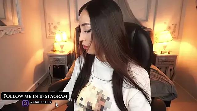 maggietime from StripChat is Freechat