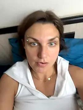 Magic__smile from StripChat is Freechat