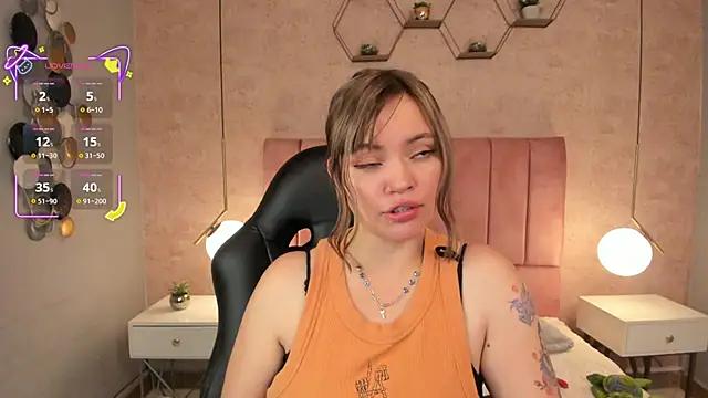 Girls and cam to cam: Watch as these sophisticated entertainers uncover their stunning costumes and curvaceous curves online!