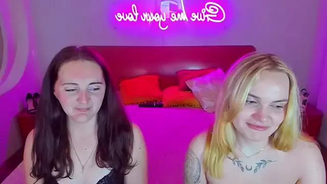 Girls and cam to cam: Watch as these sophisticated entertainers uncover their stunning costumes and curvaceous curves online!