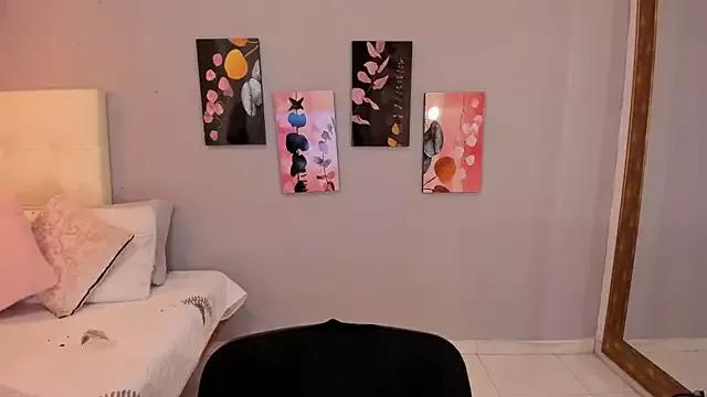 Maia_W10 from StripChat is Freechat