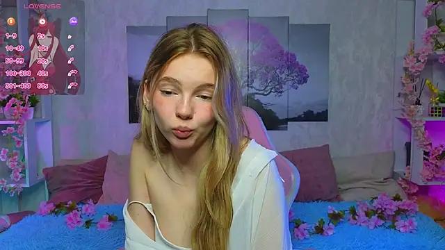 MaidaEllers from StripChat is Freechat