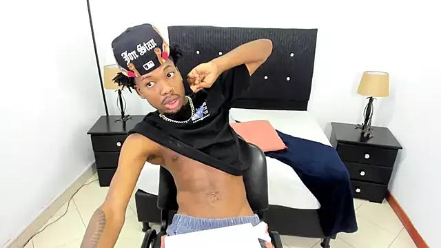 maikol_monstercock from StripChat is Freechat