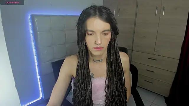 Girls and cam to cam: Watch as these sophisticated entertainers uncover their stunning costumes and curvaceous curves online!