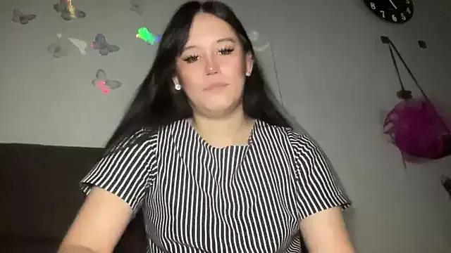 Malena_Swan from StripChat is Freechat