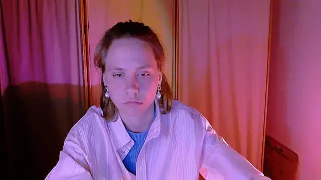 Malinax from StripChat is Freechat