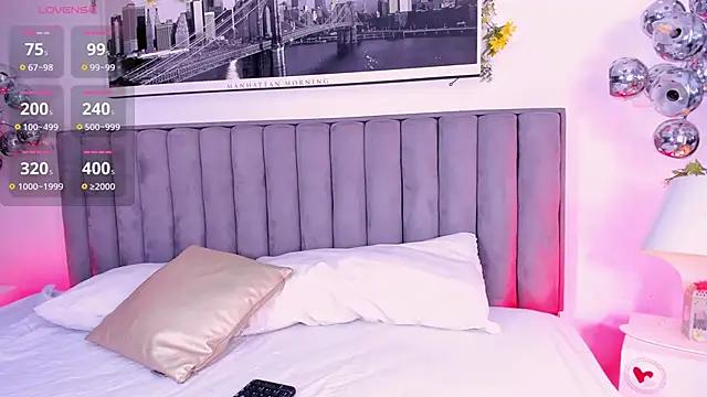 Girls and cam to cam: Watch as these sophisticated entertainers uncover their stunning costumes and curvaceous curves online!
