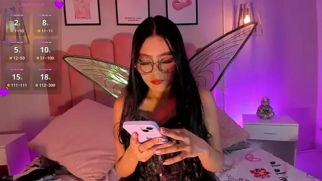 Girls and cam to cam: Watch as these sophisticated entertainers uncover their stunning costumes and curvaceous curves online!