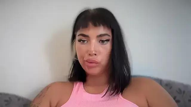 Marakuia054 from StripChat is Freechat