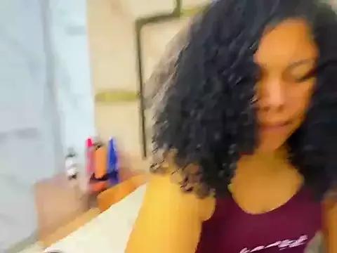 MaraSanta from StripChat is Freechat