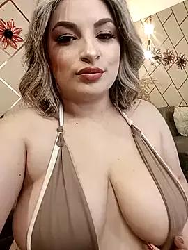 Girls and cam to cam: Watch as these sophisticated entertainers uncover their stunning costumes and curvaceous curves online!