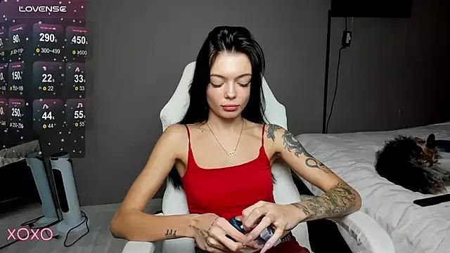 Girls and cam to cam: Watch as these sophisticated entertainers uncover their stunning costumes and curvaceous curves online!