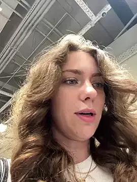 MariiD from StripChat is Freechat