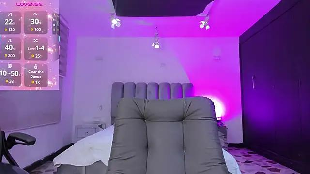 Girls and cam to cam: Watch as these sophisticated entertainers uncover their stunning costumes and curvaceous curves online!