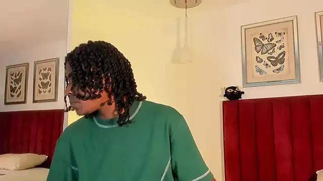 MarkDave_ from StripChat is Freechat
