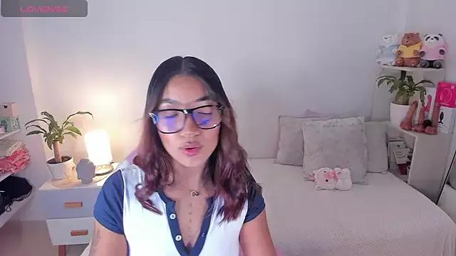 Girls and cam to cam: Watch as these sophisticated entertainers uncover their stunning costumes and curvaceous curves online!