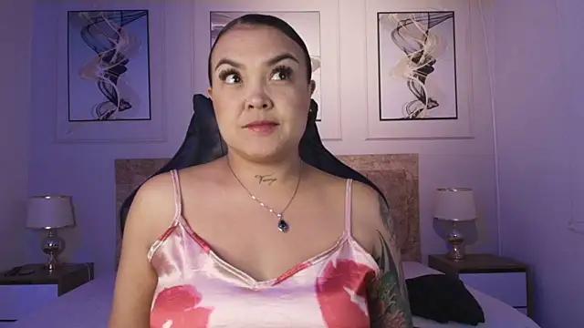 martina_vegaa_ from StripChat is Freechat
