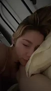 Mary_Leaf from StripChat is Freechat