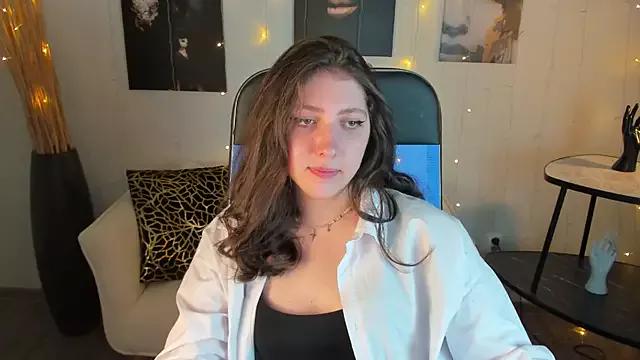Mary_Miiller from StripChat is Freechat