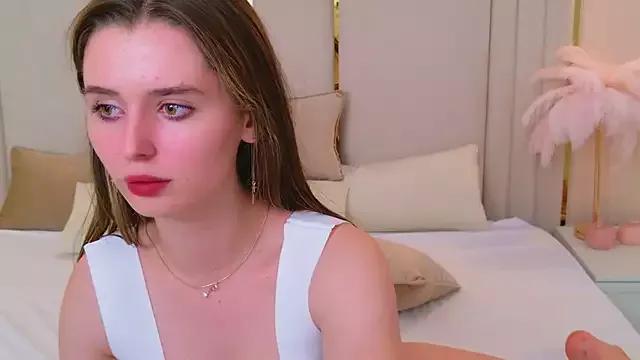 Girls and cam to cam: Watch as these sophisticated entertainers uncover their stunning costumes and curvaceous curves online!