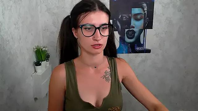 Girls and cam to cam: Watch as these sophisticated entertainers uncover their stunning costumes and curvaceous curves online!