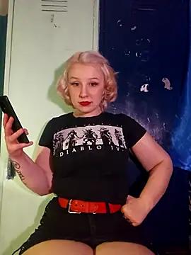 MARYMADLEYN from StripChat is Freechat