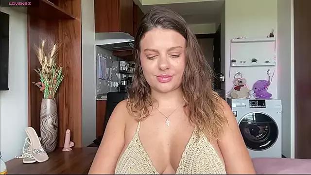 Girls and cam to cam: Watch as these sophisticated entertainers uncover their stunning costumes and curvaceous curves online!